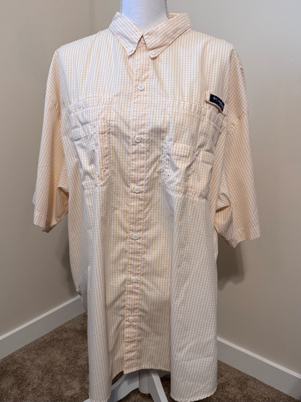 Columbia Cream Plaid Short-Sleeve Button-Down Shirt